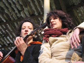 Elke Jahn und Maria Poyiadji-Fink