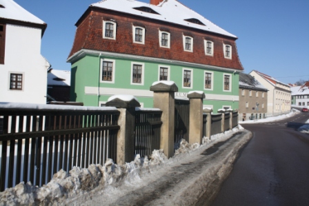 Fußweg am Museum