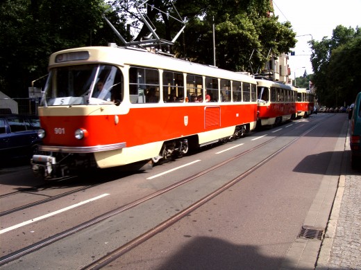 Ein Tatra-Zug in Halle